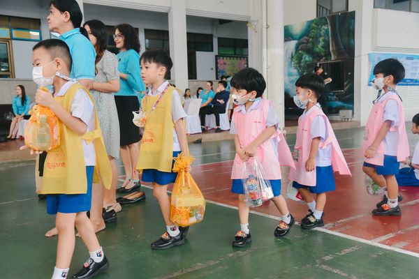 โรงเรียนปรีชานุศาสน์